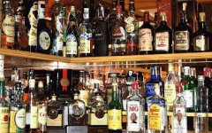 1365779770_liquor-wall.jpg