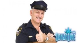 policethumbsup-shutterstock.jpg