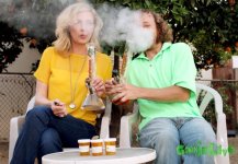 Marijuana-Smoking-Mums_pixanews-7-680x472.jpg