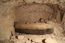 valley_of_the_kings_egypt_chantress_coffin1.jpg