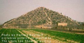 China._Great_White_Pyramid.jpg