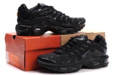 Nike-Air-Max-TN-All-Black-610315_02_LRG.jpg