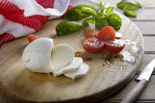 case-puglia-cheese-Puglia-Cheese-Fresh-Mozzarella-and-Caciotta.jpg