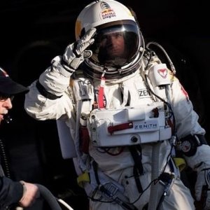 1332181008 space 02