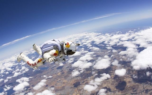 1332181046 space 06