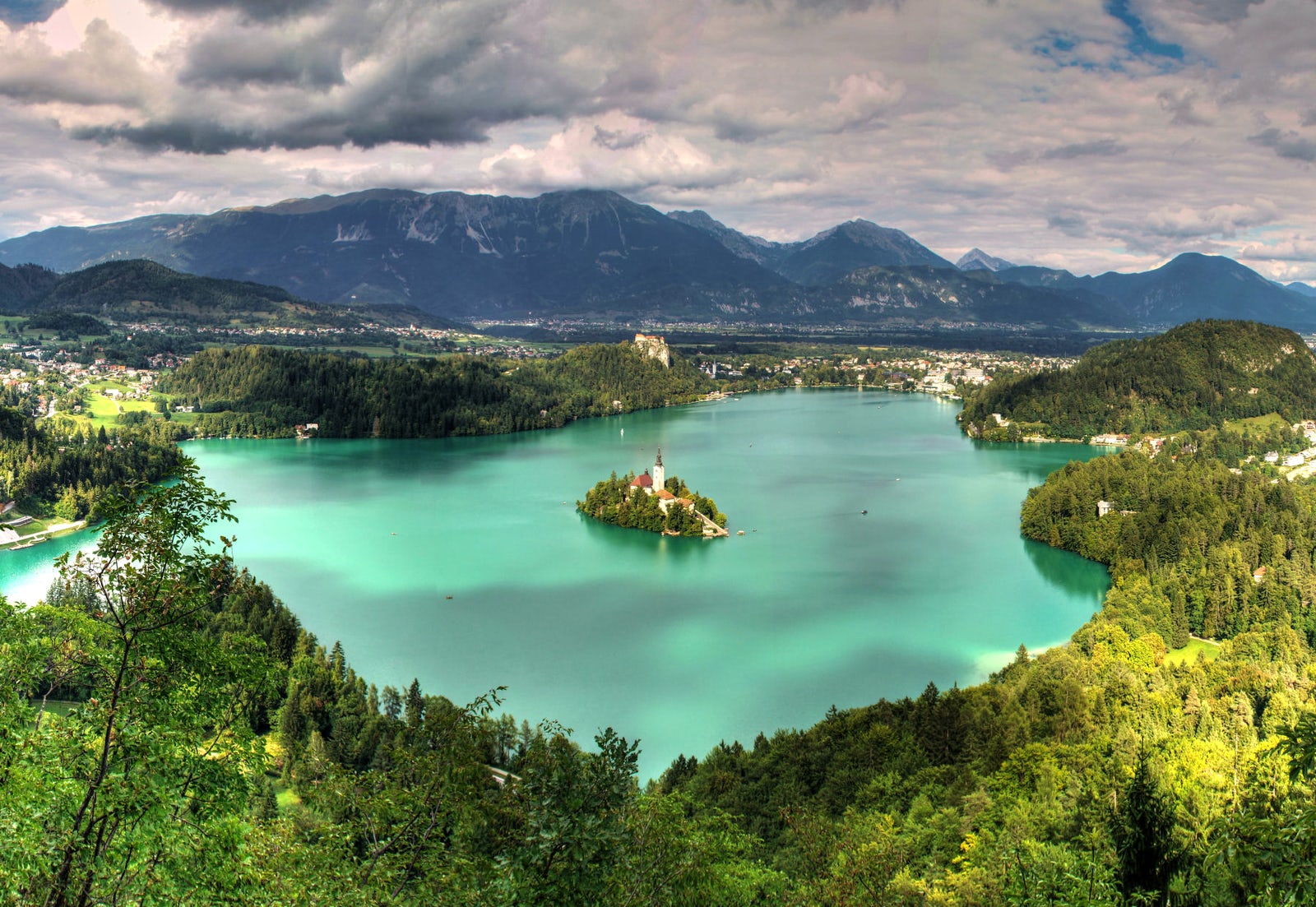 2c17d290-6fb9-4a2f-9f1c-c480de0b20da-lake-bled-naslovna.jpg