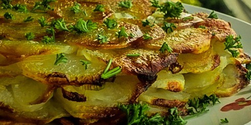 Картошка, запеченная с коноплей