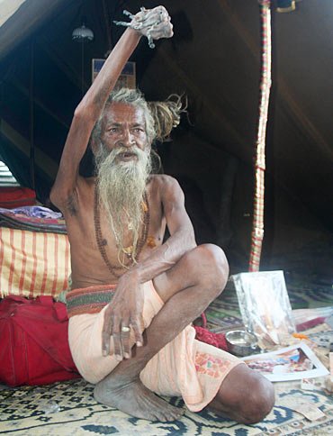 Sadhu 04